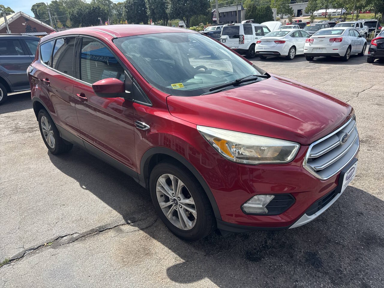 Used 2017 Ford Escape SE AWD/4WD image 7