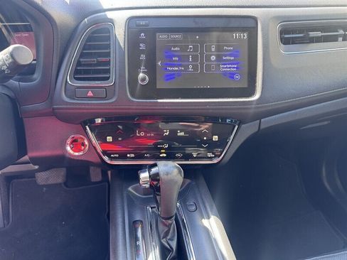 Used 2021 Honda HR-V EX-L image 10