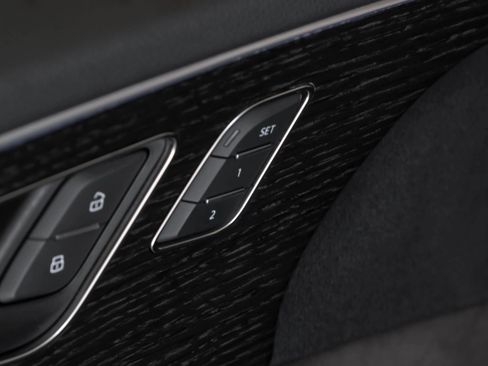 Used 2019 Audi Q8 Prestige image 42