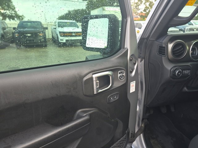 Used 2019 Jeep Wrangler Sport AWD/4WD image 10