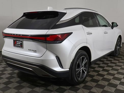 Used 2023 Lexus RX 350h w/ Accessory Package (2T) AWD/4WD image 11