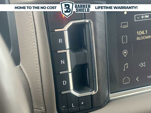 Used 2024 GMC Yukon Denali w/ Advanced Technology Package image 15