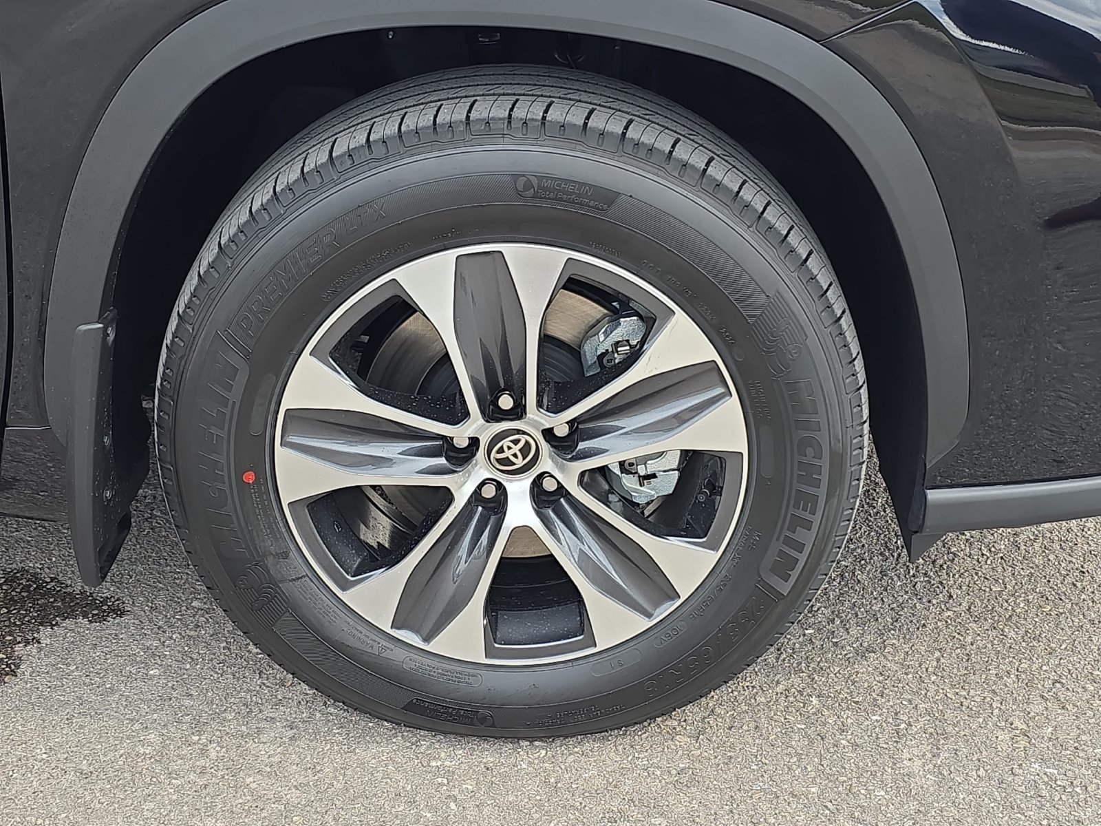 New 2026 Toyota Highlander XLE AWD/4WD image 28