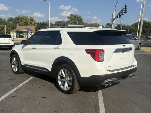Used 2021 Ford Explorer Platinum w/ Equipment Group 601A AWD/4WD image 11