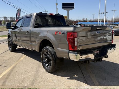 Used 2020 Ford F250 Lariat w/ Lariat Ultimate Package image 4