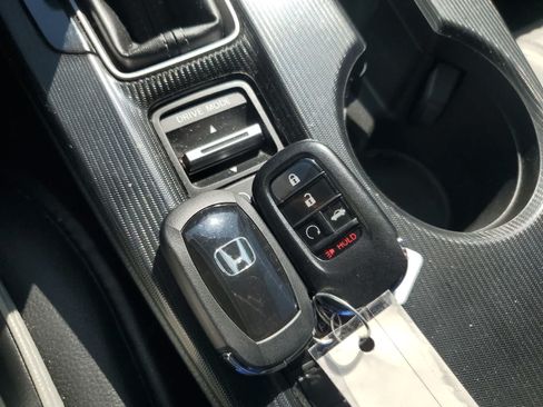 Used 2024 Honda Civic Touring image 25