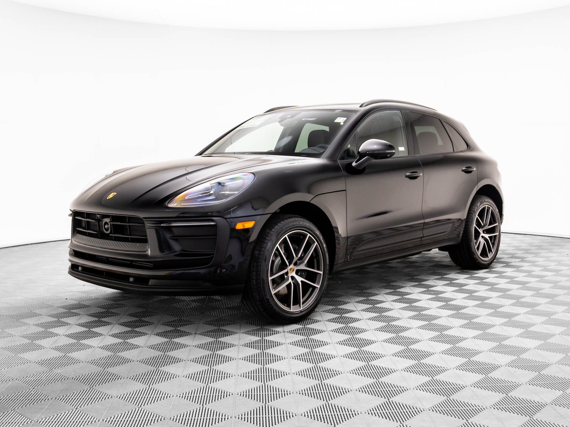 Used 2026 Porsche Macan AWD/4WD 360° Tour
