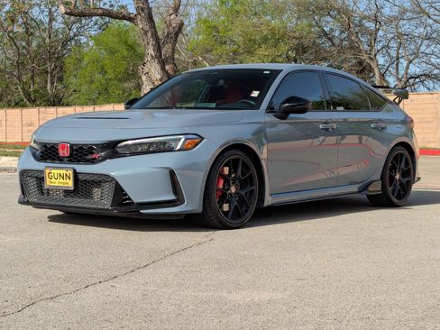 Used 2023 Honda Civic Type R image 7