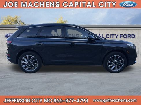 Used 2022 Lincoln Corsair Grand Touring w/ Elements Technology Bundle image 5