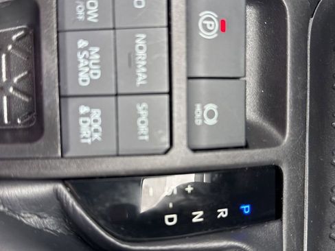 Used 2023 Toyota RAV4 XLE image 28