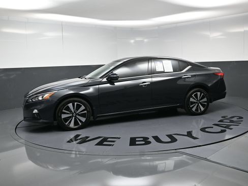 Used 2022 Nissan Altima 2.5 SL AWD/4WD image 6