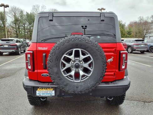 Certified 2024 Ford Bronco Badlands image 5