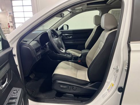 Used 2025 Honda CR-V EX image 25