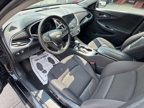 Used 2023 Chevrolet Malibu LT FWD image 9