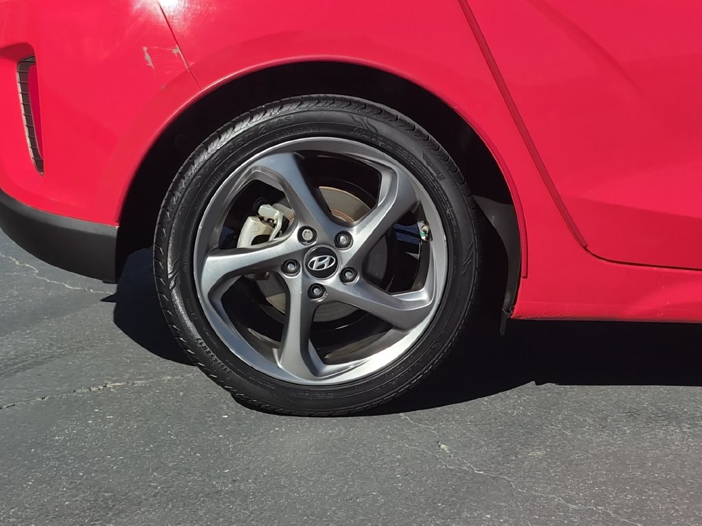 Used 2019 Hyundai Veloster 2.0 FWD image 9