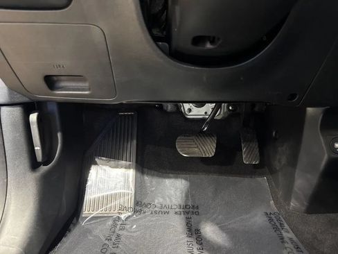 Used 2024 Kia EV6 Light AWD/4WD image 97