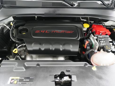 Used 2020 Jeep Compass Sport w/ Tech Group image 26