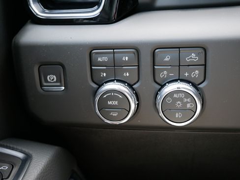 New 2026 GMC Sierra 1500 Denali AWD/4WD image 23
