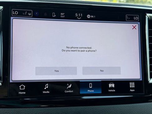 Certified 2023 Chrysler Pacifica Touring-L FWD image 30