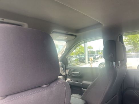 Used 2024 Chevrolet Silverado 1500 Custom image 4