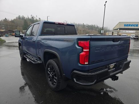 Used 2025 Chevrolet Silverado 2500 LT w/ Trail Boss Package image 5