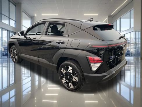 Certified 2024 Hyundai Kona SEL AWD/4WD image 7
