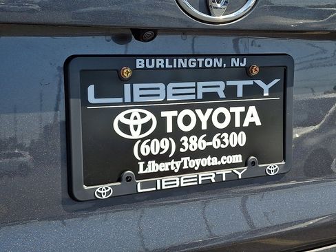 Used 2024 Toyota RAV4 XLE AWD/4WD image 31