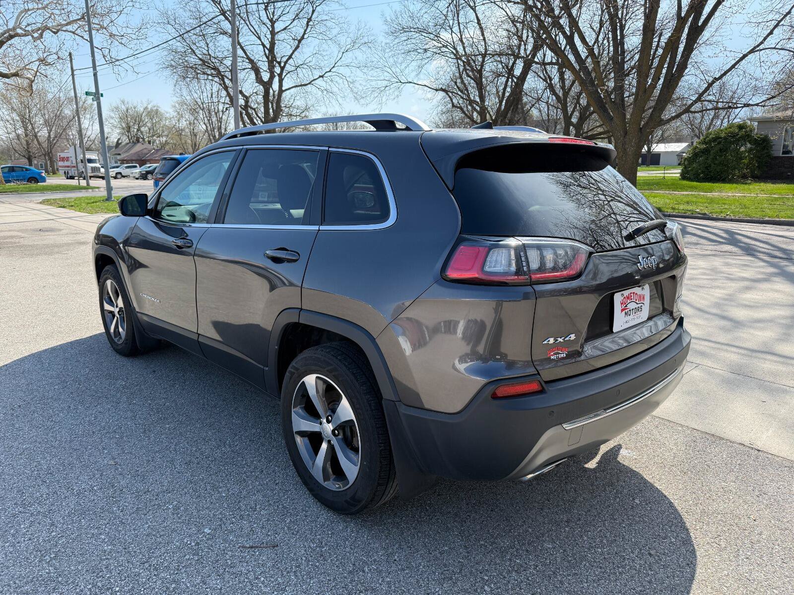 Used 2019 Jeep Cherokee Limited AWD/4WD image 7