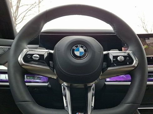 Used 2023 BMW 760i xDrive image 20