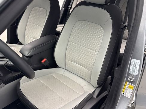 Certified 2023 Ford Escape Active w/ Tech Pack #2 image 9