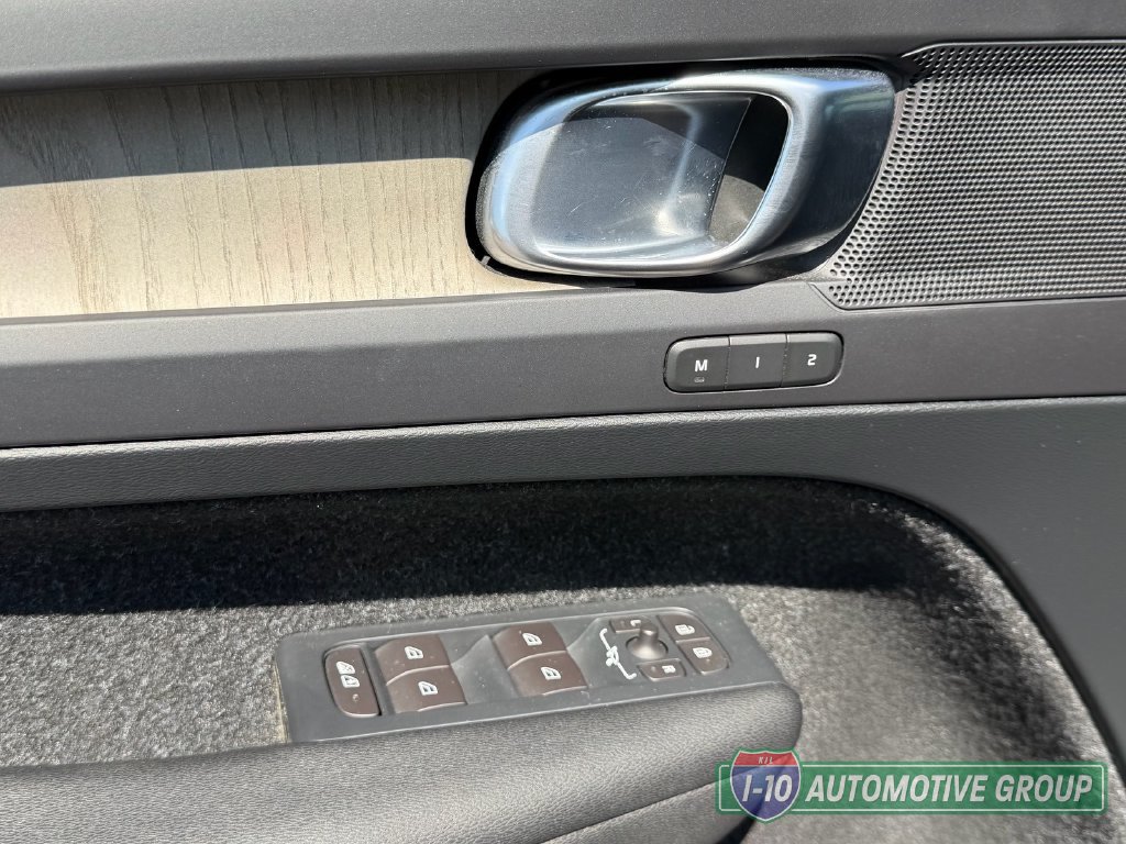 Used 2019 Volvo XC40 T5 Inscription AWD/4WD image 25