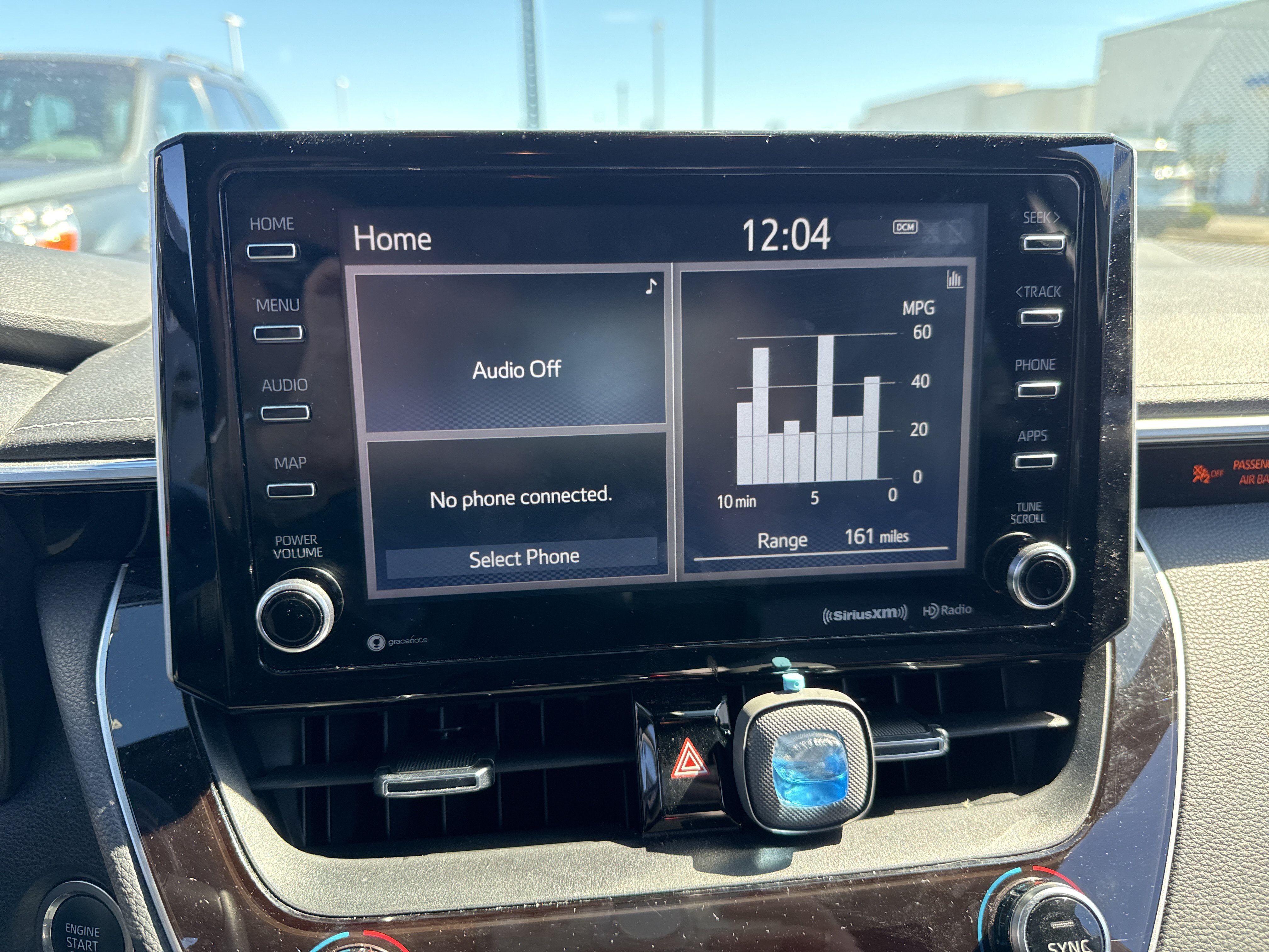 Used 2019 Toyota Corolla XSE FWD image 2