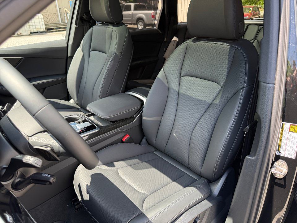 Certified 2026 Audi Q7 3.0T Premium Plus AWD/4WD image 30