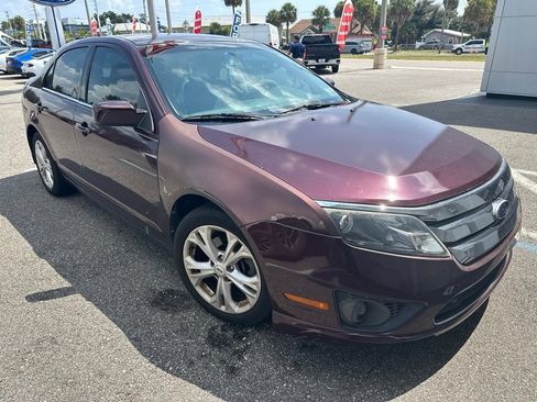 Used 2012 Ford Fusion SE FWD image 2