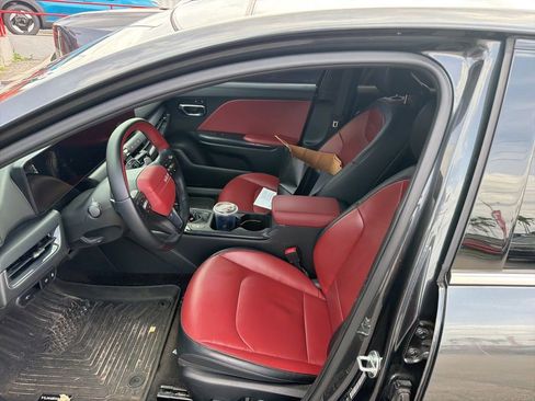 Used 2025 Kia K4 GT-Line w/ GT-Line Premium Package FWD image 7