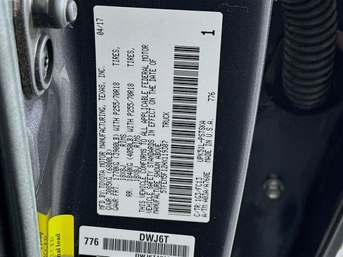 Used 2017 Toyota Tundra SR5 image 12