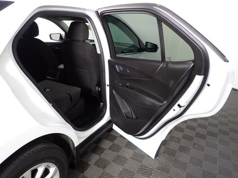 Used 2020 Chevrolet Equinox LT image 28