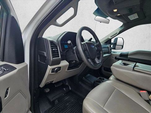 Used 2019 Ford F250 XL w/ Power Equipment Group AWD/4WD image 10