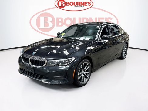 Used 2021 BMW 330i xDrive Sedan AWD/4WD image 5