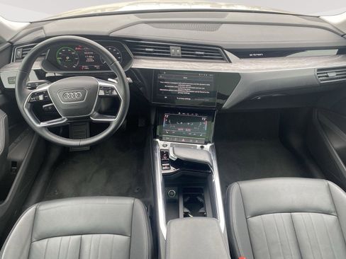 Used 2021 Audi e-tron Premium w/ Convenience Plus Package image 13