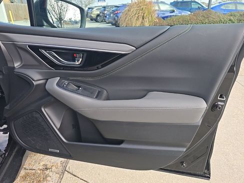 Certified 2025 Subaru Outback Onyx Edition XT image 26