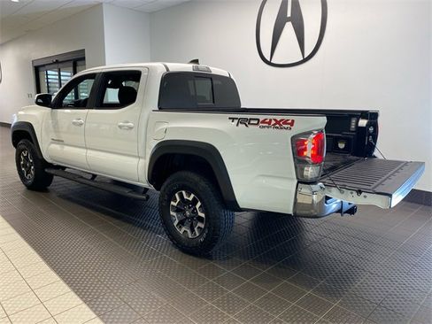 Used 2021 Toyota Tacoma TRD Off-Road image 25