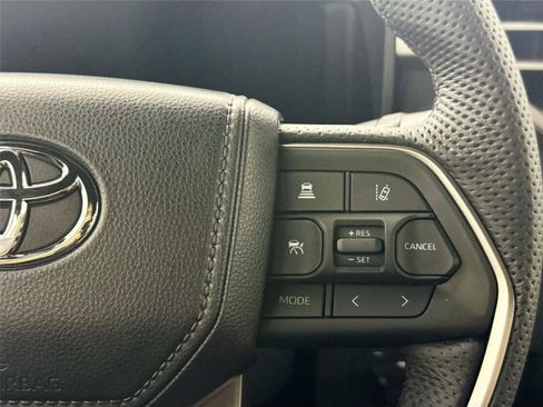 New 2026 Toyota Tundra Limited AWD/4WD image 18