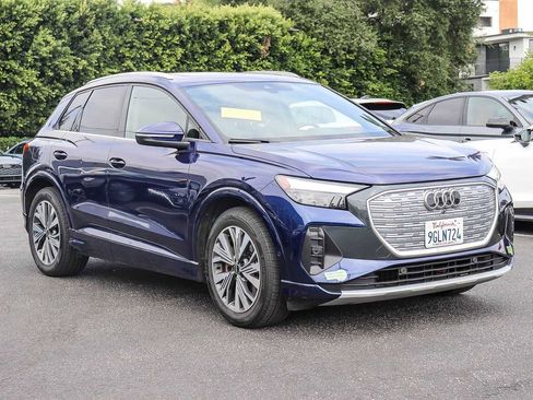 Used 2023 Audi Q4 e-tron Premium Plus w/ Premium Plus RWD image 5