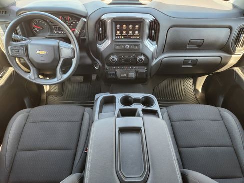Certified 2024 Chevrolet Silverado 1500 Custom image 8