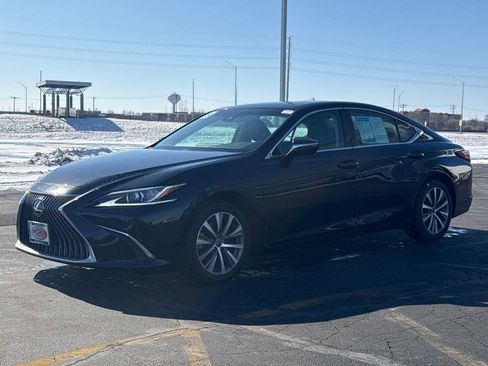 Used 2019 Lexus ES 350 w/ Accessory Package 2 image 7
