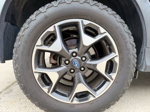 Used 2019 Subaru Crosstrek 2.0i Premium w/ Moonroof Package image 22