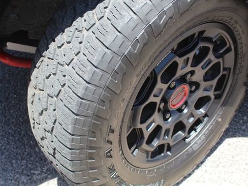 Used 2025 Toyota Sequoia TRD Pro AWD/4WD image 17