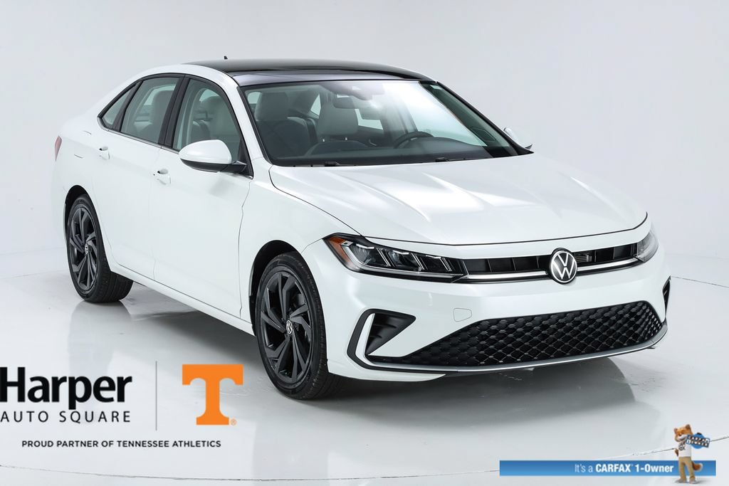 Used 2025 Volkswagen Jetta SE w/ Sunroof Package FWD image 15