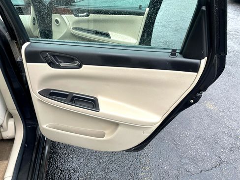Used 2009 Chevrolet Impala LS image 29